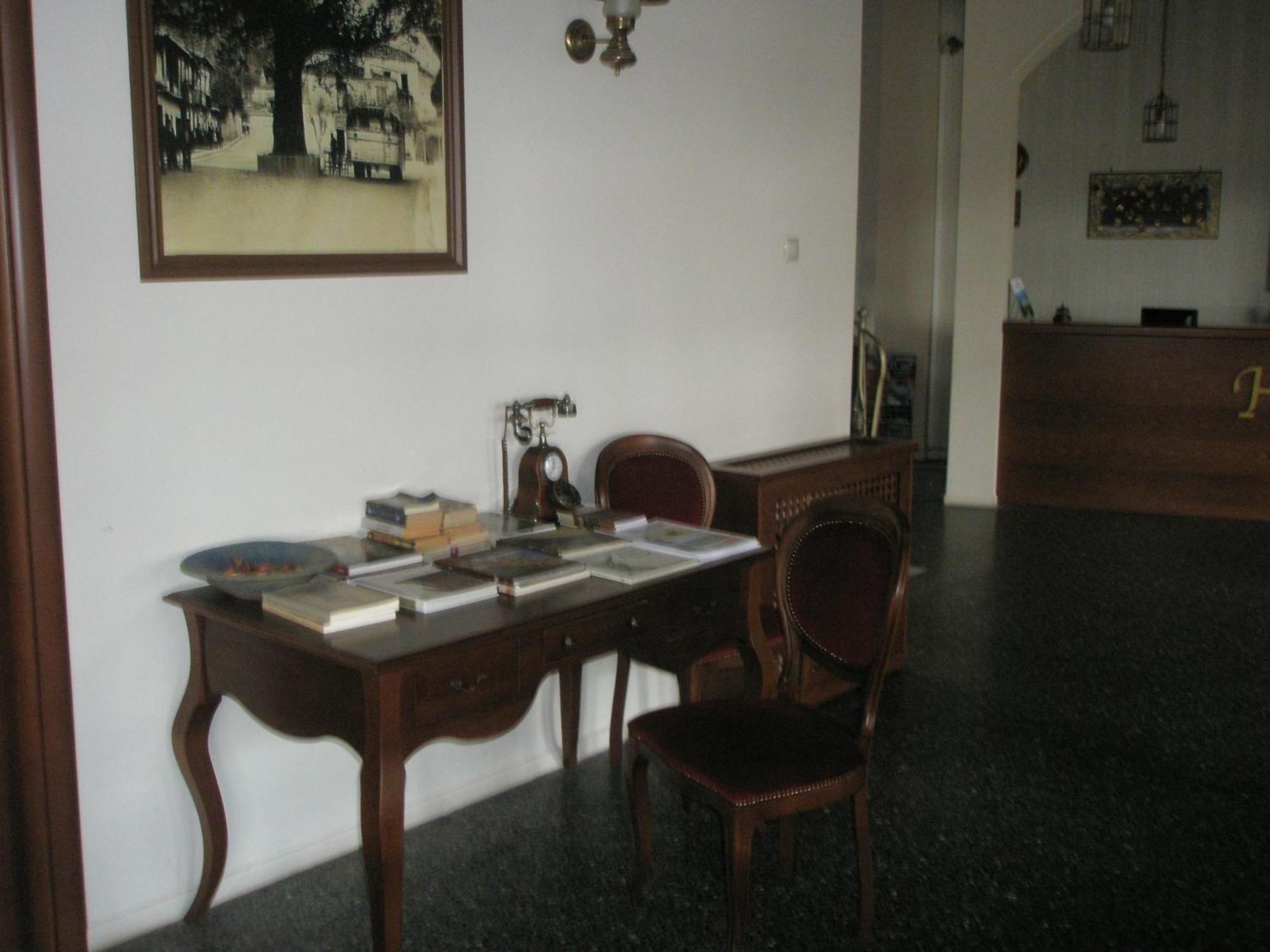 Byzantion Hotel Mystras Ngoại thất bức ảnh